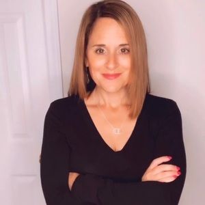 Meet your Posher, Monica